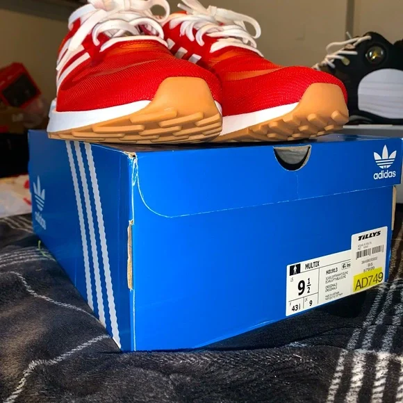 Addidas Multix - Picture 3 of 9